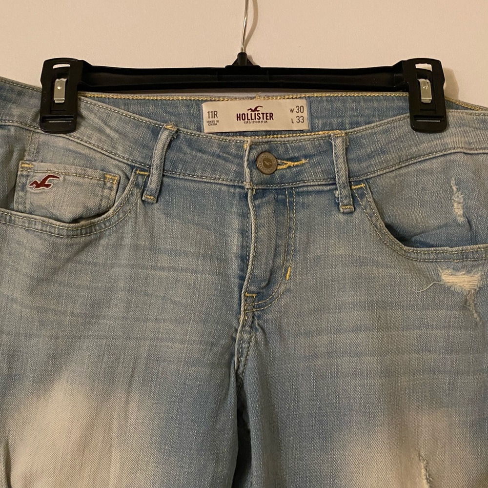 Hollister jeans! Good condition ✨